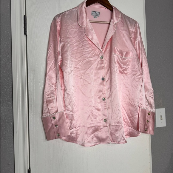 Pink‎ Satin Button-Up Pajama set - Picture 1 of 6